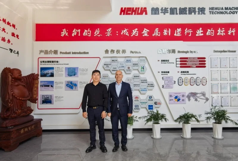 Директор по закупкам TESMEC Италия и команда SQE посетили Hehua Machinery Technology Kunshan